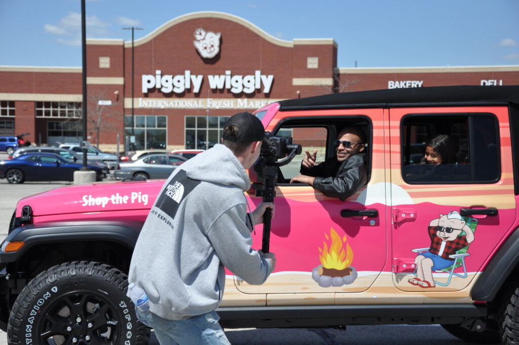Piggly Wiggly filming Jeep